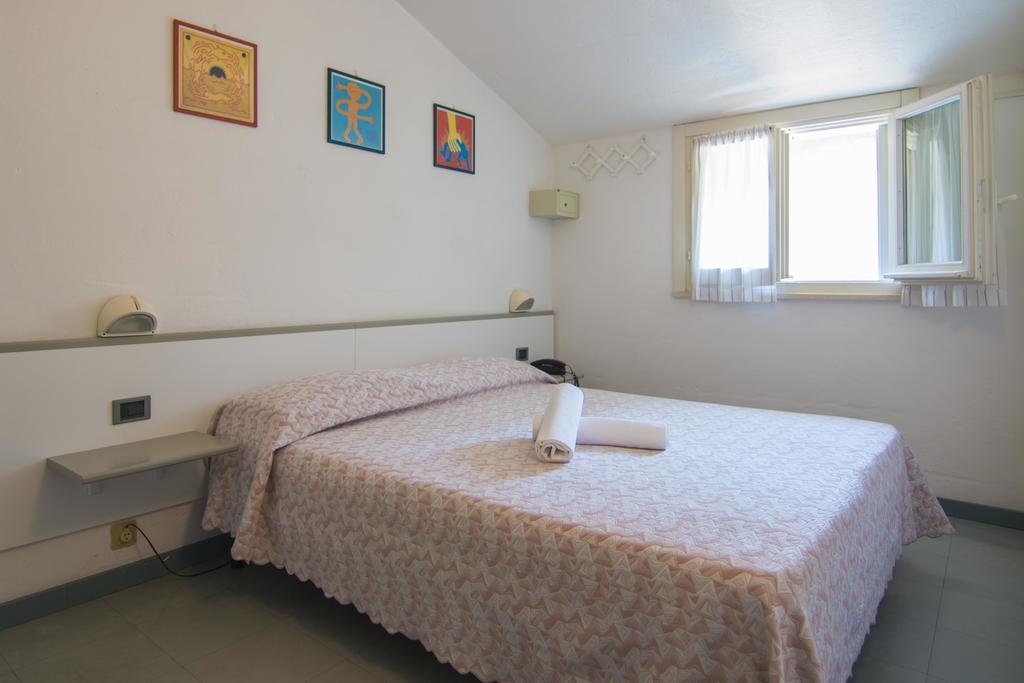 B&B Hotel Souvenir Cesenatico Szoba fotó